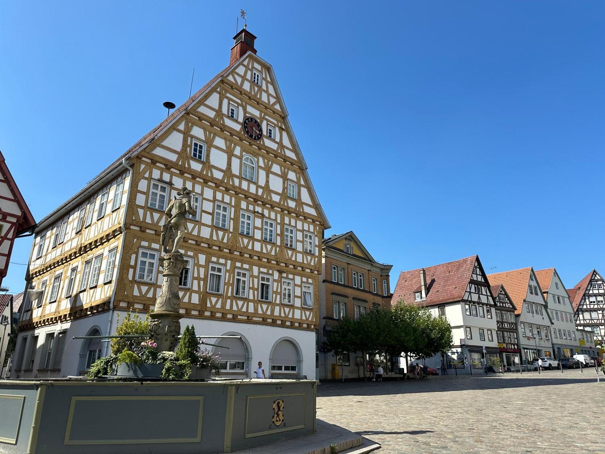 Apartment Im Herzen Der Altstadt - Leonberg Naehe Stuttgart エクステリア 写真